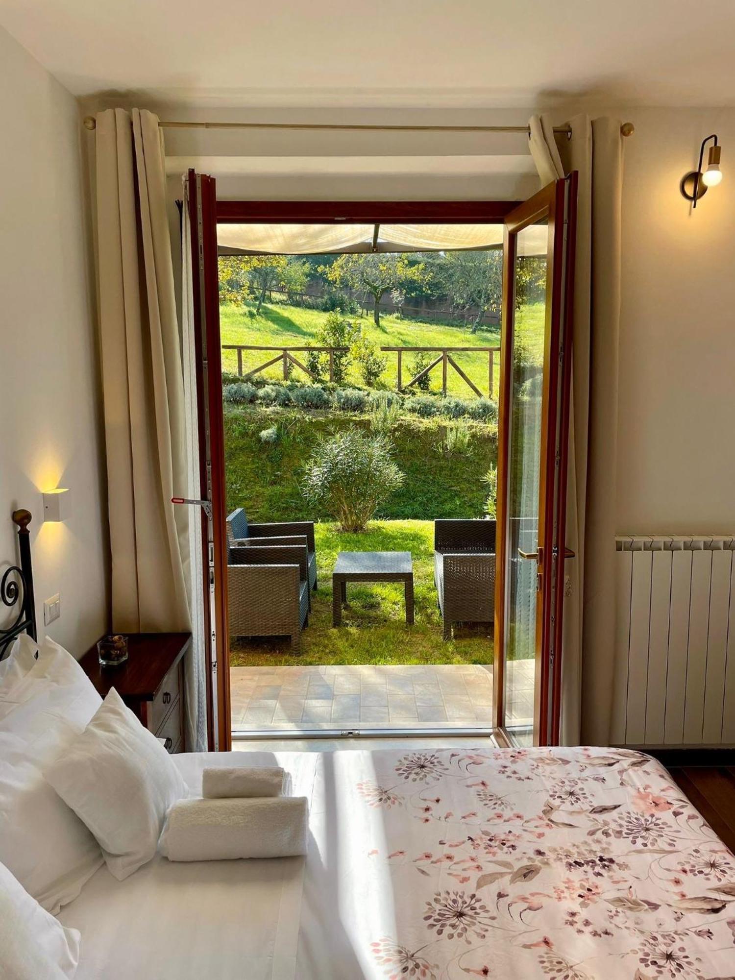 Agriturismo La Corte Del Sole Siena Exterior foto