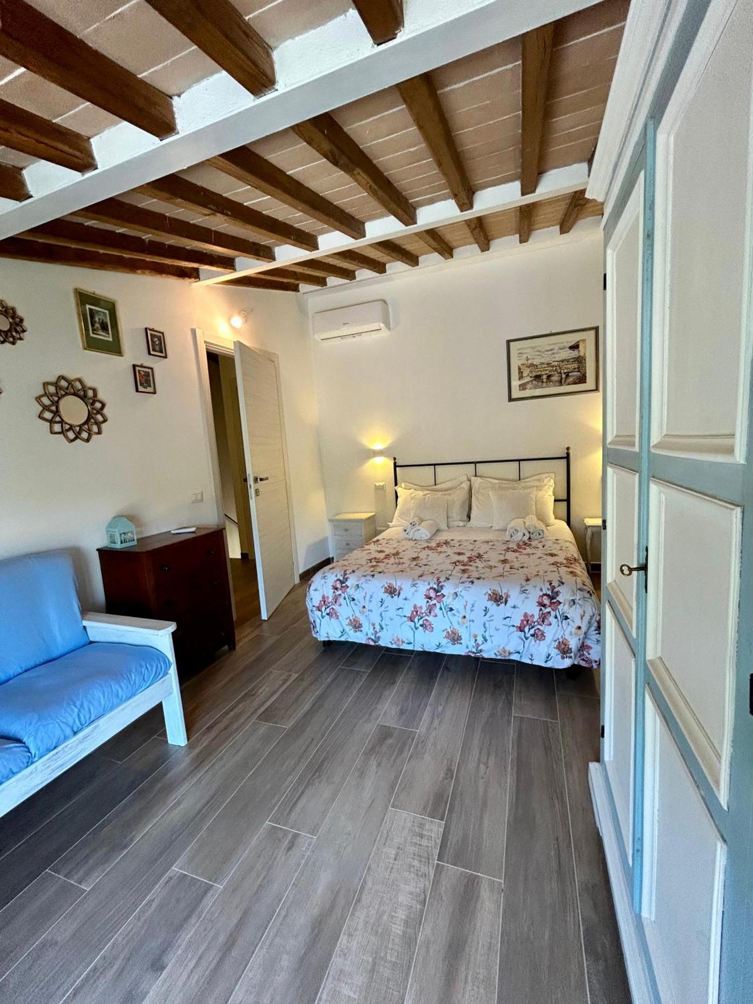 Agriturismo La Corte Del Sole Siena Exterior foto